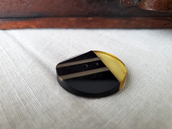 フランス 1910-1930年 アールデコ ガラリット＆ベークライトボタン 27mm 3枚目の画像