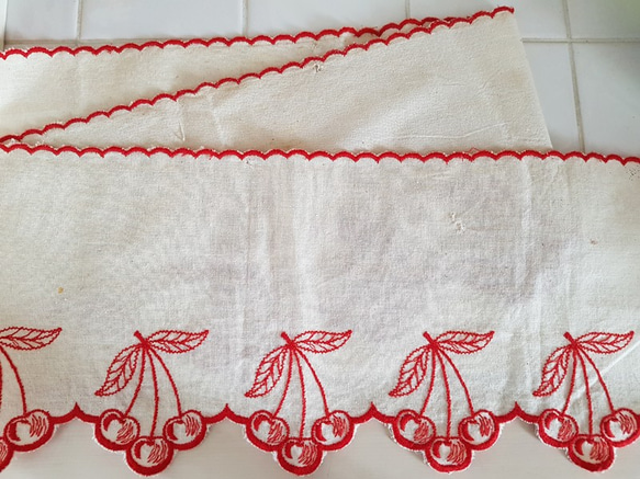 フランスヴィンテージ さくらんぼの刺繍リボントリム リボン・テープ