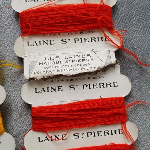 フランスアンティーク 紙製糸巻き LAINE St-PIERRE 2色セット 糸