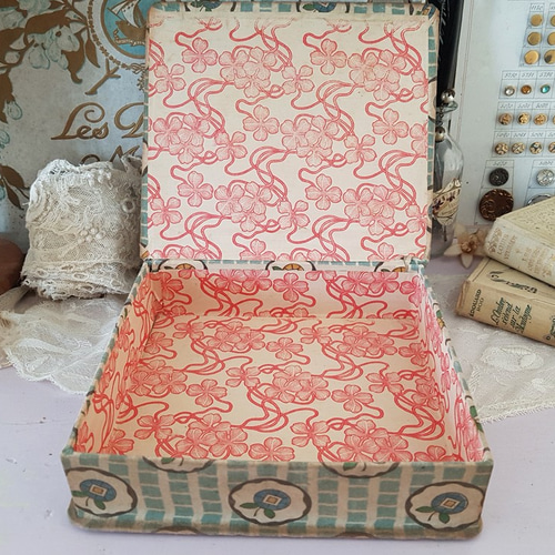 フランス アンティーク★カルトナージュ 布箱 フレンチファブリック フランス ヴィンテージ カルトナージュ ファブリックボックス