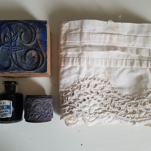 フランスアンティーク 刺繍用イニシャルスタンプ B Feuille はんこ