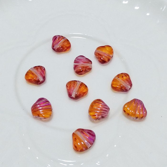 【漸變琉璃系列】捷克琉璃珠 幻彩小貝殼 橙紅色 10個入 第1張的照片