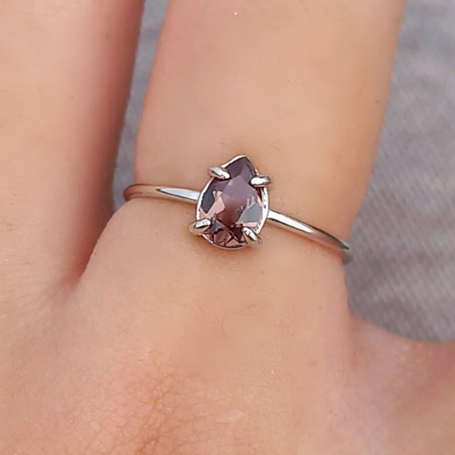 カラーチェンジガーネットのsilver925リング 11号 シルバーリング