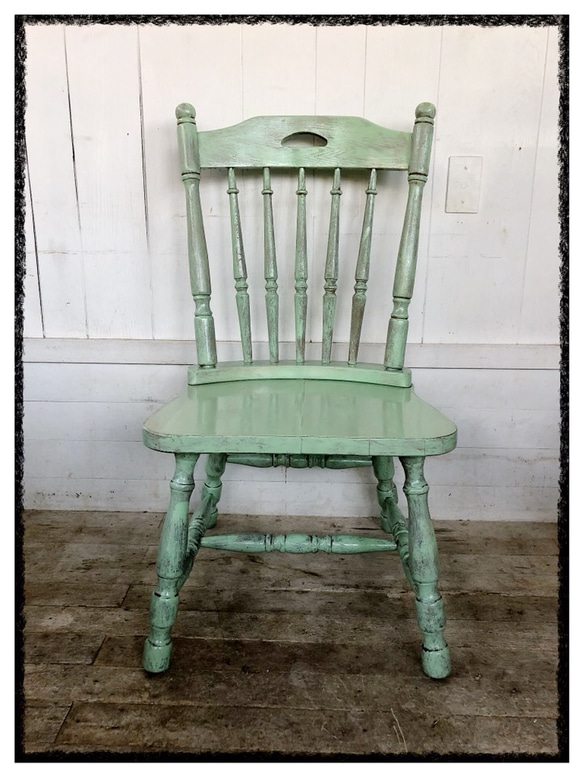 アンティーク 古い椅子 チェアー 天然木 1枚目の画像