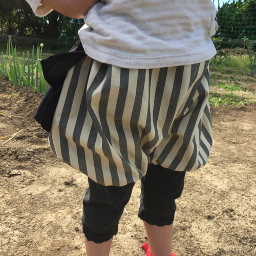再販】まるで絵本みたいなボリュームかぼちゃパンツ おしりフリル 