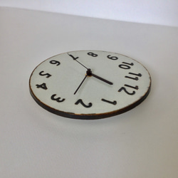 陶シンプル 掛け時計 白 3枚目の画像