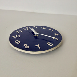 陶シンプル 掛け時計 青 3枚目の画像