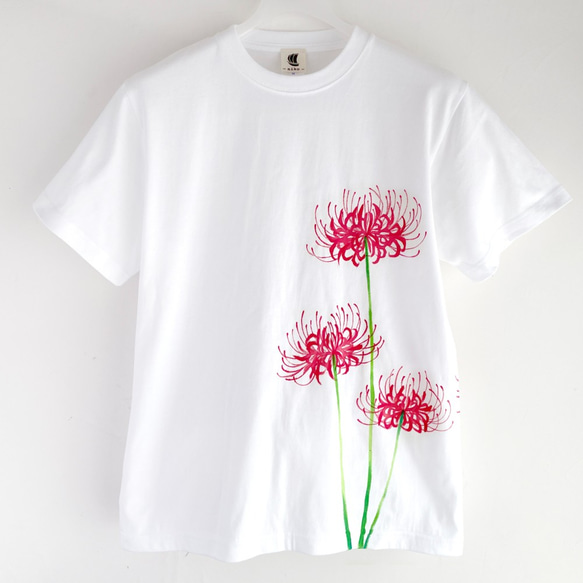 彼岸花柄Tシャツ ホワイト 手描きで描いた彼岸花柄Tシャツ 曼珠沙華 秋