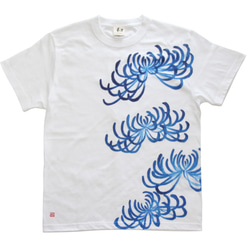 菊柄メンズTシャツ　手描きで描いた菊の花のTシャツ 1枚目の画像