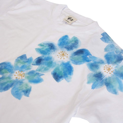 舞桜柄メンズ Tシャツ 手描きで描いた和風の桜柄Tシャツ  春 2枚目の画像