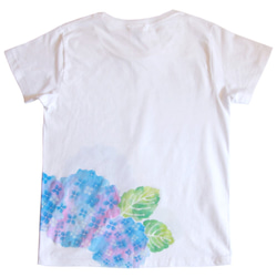 レディース アジサイ柄Tシャツ 手描きで描いた和風の紫陽花の花のTシャツ  ギフト　　 4枚目の画像