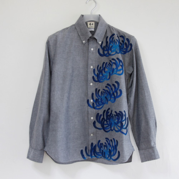 手描き菊柄 長袖ボタンダウンシャツ オックスフォード生地 メンズ　和柄　和風 1枚目の画像