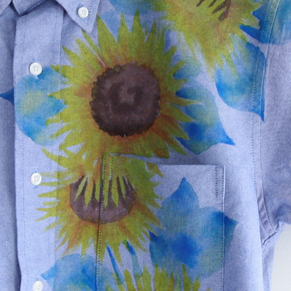 手描きひまわり柄 半袖ボタンダウンシャツ オックスフォード生地 カジュアルシャツ 3枚目の画像