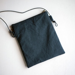 インドブレード　サコッシュ　ファスナー付　刺繍　シルバー：リーフ×フリンジ　ミニバッグ　ショルダーバッグ 5枚目の画像