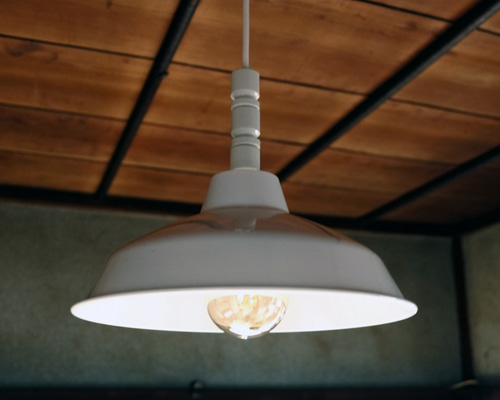 ペンダントライト_シンプルデザイン_白_深型セード シーリングライト