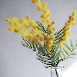 咲き続けるミモザ(シングル)　マジカルウォーター　癒しのフラワーインテリア　アーティフィシャルフラワー 4枚目の画像