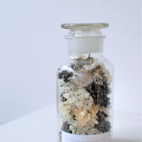 大きめメディシンボトルフラワー アンティークホワイト×ブロンズ  