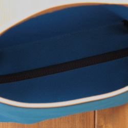 H946　帆布のシンプルマチありポーチ　L23　ブルー　【送料込価格】 4枚目の画像