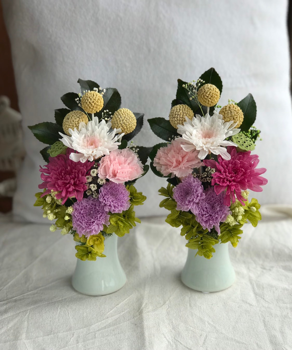 プリザーブドフラワーの仏花 カーネーションと小菊 5枚目の画像