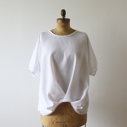 紗織コットン麻リネン 「冬の白。フロントタック裾ふんわり袖 の ブラウス」ゆったりH67（sh244) 9枚目の画像