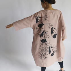 ●上質リネン麻コットン手描きART和画衣「子パンダと笹」贅沢一枚布 ゆったり ワンピース H96B（dr006pk) 4枚目の画像