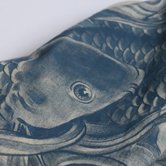 リネン100％手描ART【和画衣】「滝昇る蒼鯉」一枚布ワンピース ゆったり B35B（dr006pk) 7枚目の画像