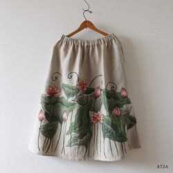 『手描きART衣×誰にでも似合うギャザー スカート』７６cm丈「清らかに咲く蓮」A72A（sk001pk) 10枚目の画像