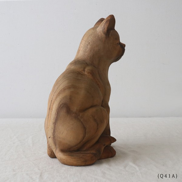 ⁂飼い主募集　天然無垢ウッド 手彫り木彫りART 　座る猫 　 ネコ置物 インテリア オブジェQ41A 3枚目の画像