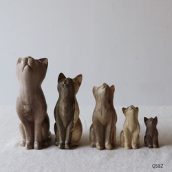 【５匹セット】 天然無垢ウッド 手彫り木彫りART “見上げる猫一家 ” Wネコ置物 フィギュア インテリア Q58Z 2枚目の画像