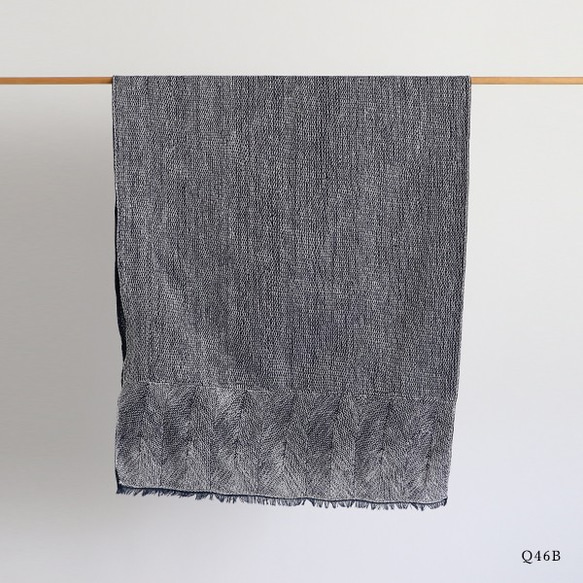⁑６月２７日まで夏ＳＡＬＥ。コットン１００％生地に木綿白糸で刺し子刺繍した贅沢ストール マフラー Q46B 2枚目の画像