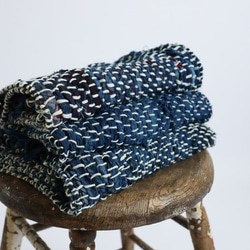 ⁂秋支度ＳＡＬＥ●草木染め布・手織り・藍染め裂き編み●ストール コットン１００％Q85V 9枚目の画像