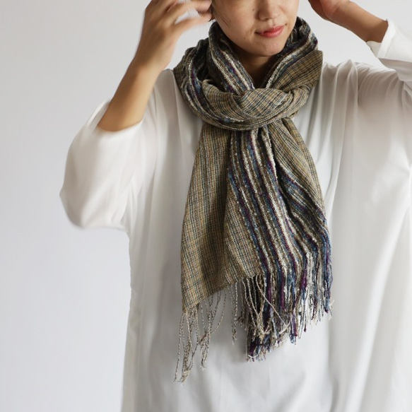ラスト1 装いSALE 手紡ぎ 草木染め糸 手織り布 大判ストール 