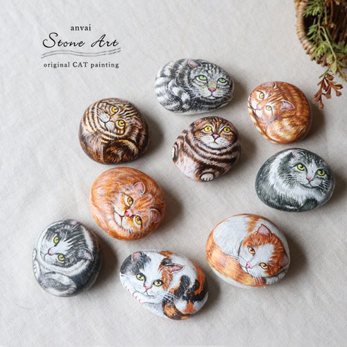 幸福の手描き石 ころんと手のり猫 ストーンアート ねこネコ インテリア