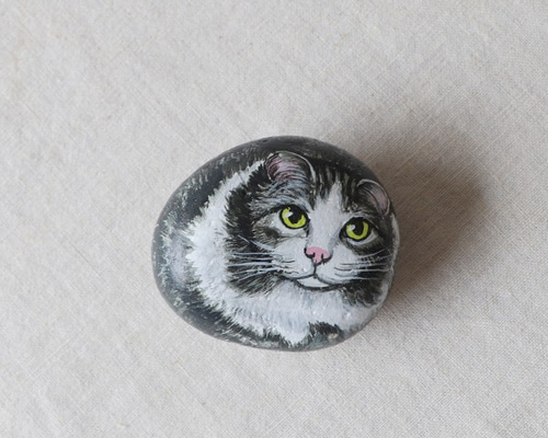 幸運の手描き石 ころんと手のり猫 ストーンアート ねこネコ インテリア