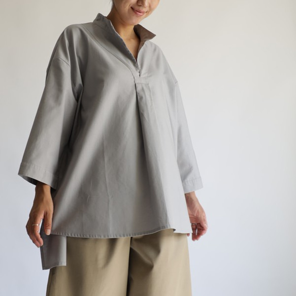 『燕尾裾 スキッパー襟 スモック オーバーシャツ』オックスフォード コットン１００％ Vネック H57（sh359) 1枚目の画像