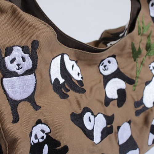 夏SALE anvai 祝！上野動物園パンダ誕生 パンダ刺繍トート バッグ 牛革