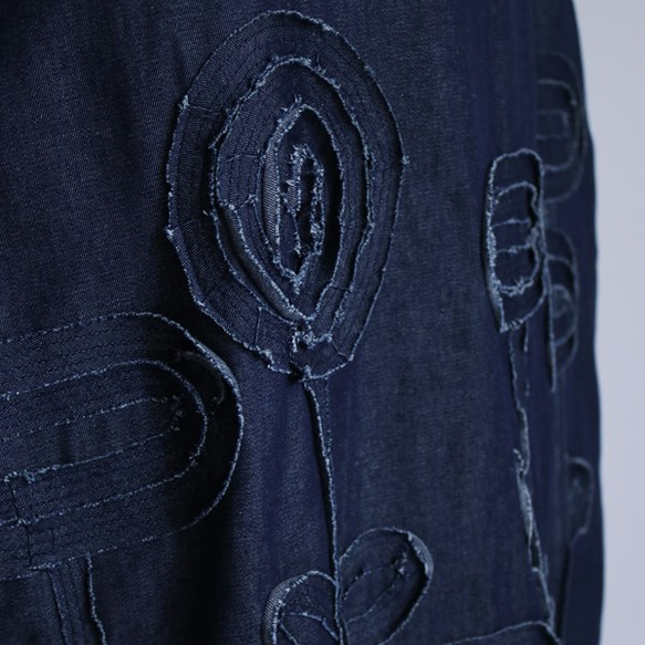 ＄anvai「野に咲くお花のワンピース」パッチワーク フラワー オリジナル甘織デニム 大人の着丈C48A 3枚目の画像