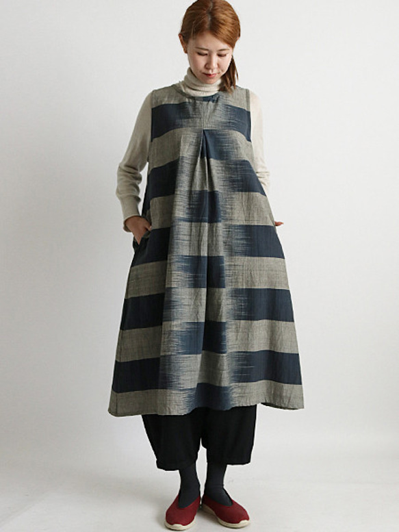 SALE 藍・草木染め糸 手織り布でつくる服 ノースリーブ ゆったり ワンピース　藍染め H16A 8枚目の画像