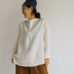 SALE 平穴リネン白くるみボタン 白色リネン100％　燕尾裾 長袖 オーバーシャツA05A 10枚目の画像
