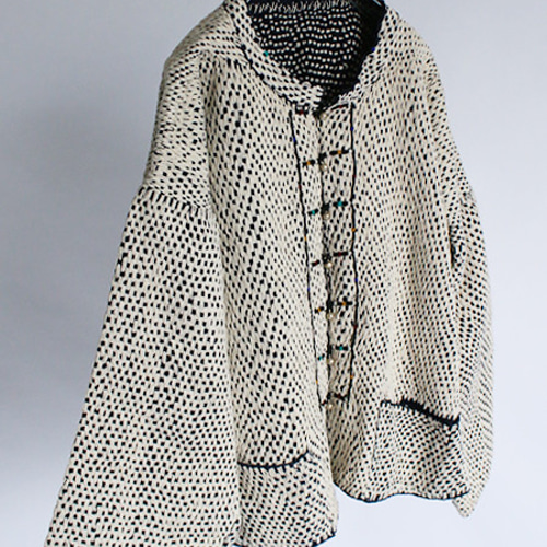 SALE 1点物 anvaiセレクト衣 刺し子刺繍 ジャケット 藍染布に SALE 1点物 anvaiセレクト衣 刺し子刺繍 ジャケット 藍染布に