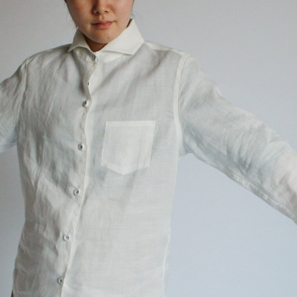SALE　天然リネン麻100％ 平穴くるみボタン ブラウス  羽織り 燕尾裾 長袖 ホワイトF31 9枚目の画像