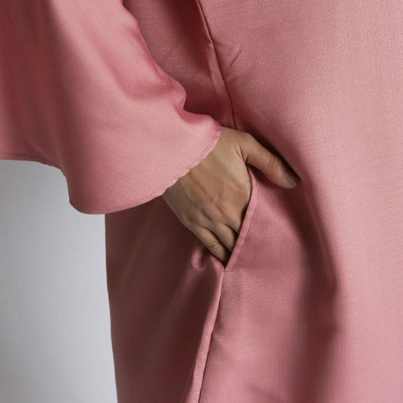 最終SALE 上品な光沢× 織柄 ゆったり入学式 入園式ワンピ―ス フレア袖 サーモンピンク R49A 4枚目の画像