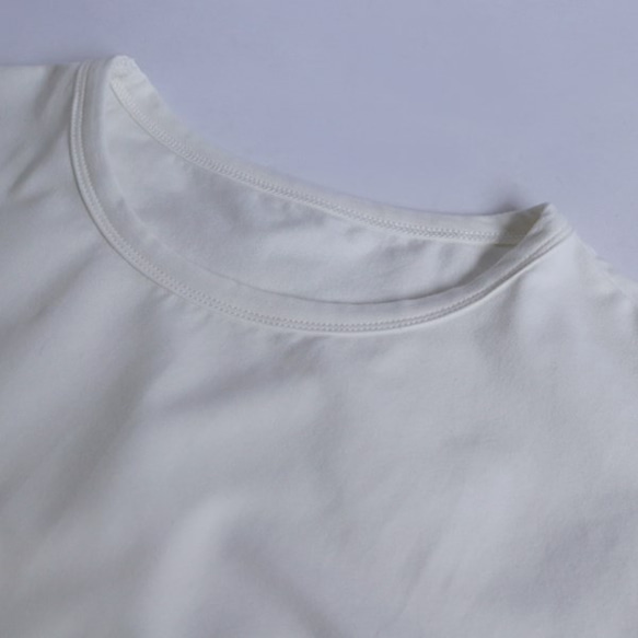 夏SALE！　オーガニック コットン しっとりやわらか袖長めTシャツ 透け感なし  オフホワイト  B89A 2枚目の画像