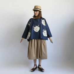 ラスト1点！最終SALE！！ 手描き和画衣【日本猫】 ゆったり身幅 プルオーバー シャツ 猫と歩く服 長袖 B97 9枚目の画像