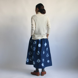 1/15まで【新年SALE】ラスト１点 74cｍ丈コットン100% ART染衣 藍染 パッチワーク スカート K36B 7枚目の画像
