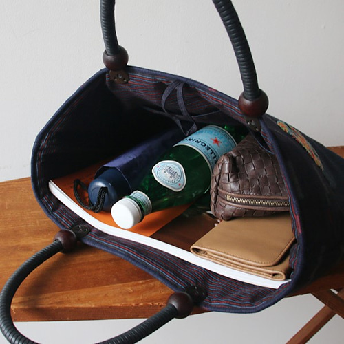 M156 バッグ３点まとめて売り　絣2点　大島1点　古布リメイク M156 バッグ3点まとめて売り 絣2点 大島1点 古布リメイク