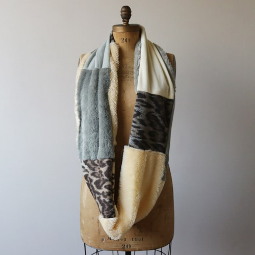 新品 CARVEN carven マフラー ネックウォーマー スヌード もこもこ