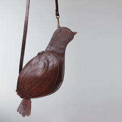 新年PRICE！上質 牛革 レザー でつくる 鳥のカタチ ポシェット ショルダーバッグ 肩掛け 鞄 スエード N13 1枚目の画像