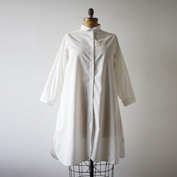 ◆ラスト1点●2019夏夏SALE● コットン100％ブロード織り 丸襟 ロングシャツ 前開き 白 ホワイト R30 4枚目の画像