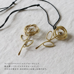 ＊再制作　真鍮　Brass　野に咲く一輪の花 　大きなブローチ　ピン アクセサリー ゴールド Q36A 9枚目の画像